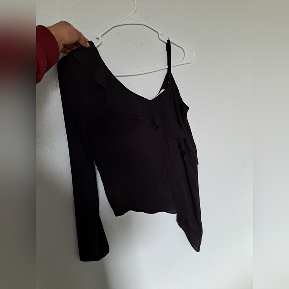 BCBGeneration Asymmetrical Black Blouse - Picture 6 of 6